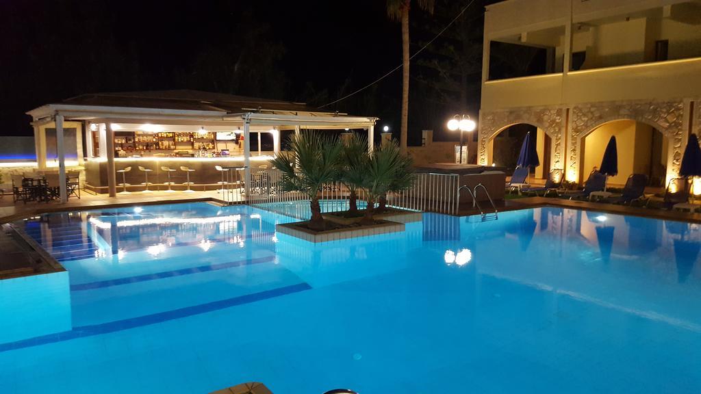 Sunny Suites Maleme Esterno foto